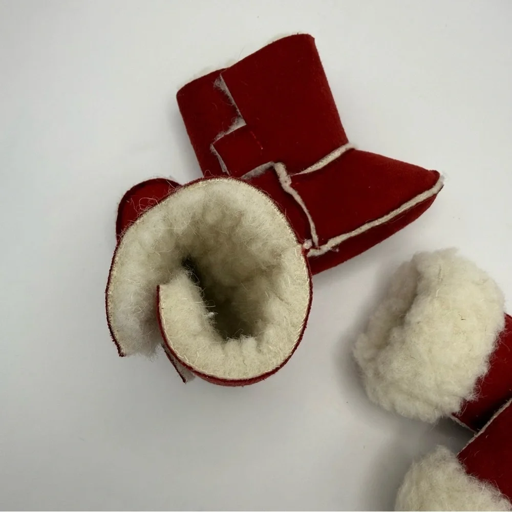 Newborn Girl's Infant Scandinavian Red Lamb Wool Leather Fuzzy Boots & Gloves NB